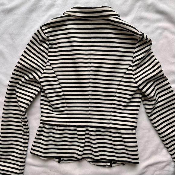 Elle Black and White Striped Knit Blazer, XS - Picture 2 of 13